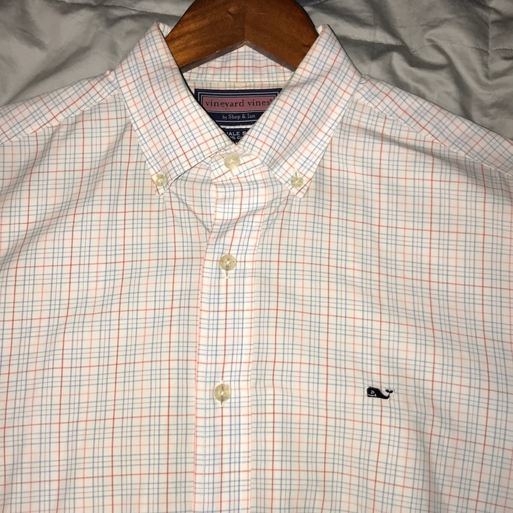 Vineyard Vines dress shirt